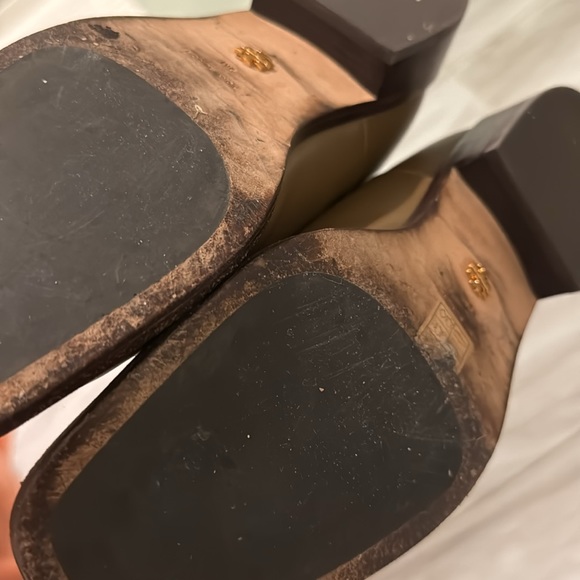 TORY BURCH Equestrian link Chelsea boot - Picture 5 of 5